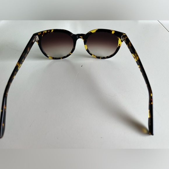 barton perreira baez heroin chic in gold rush sunglasses main image 4